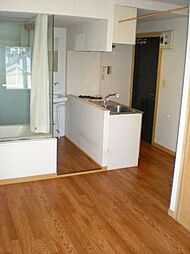 シャイン元住吉 301 3階ワンルームのリビング/ダイニング