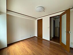 マンション川口 203 2階1Kのリビング/ダイニング