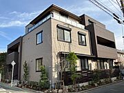 大倉山駅より徒歩5分 新築 3階建の賃貸物件