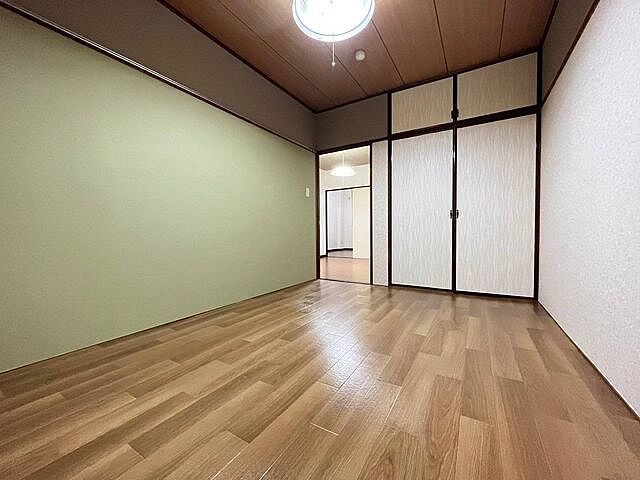寝室