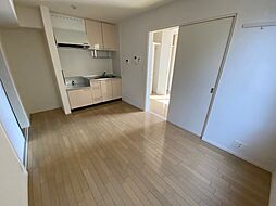 ディアコートソレイユ2 3階1DKのリビング/ダイニング