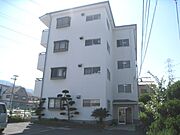 新石切駅よりバス8分 3階 築38年11ヶ月の賃貸物件