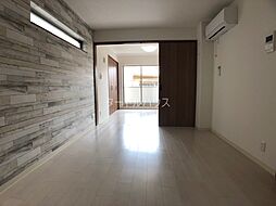 ロータス鴻池 203 2階1LDKのリビング/ダイニング