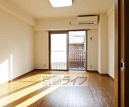 京阪本線 墨染駅 徒歩9分の賃貸マンション 2階1Kのリビング/ダイニング