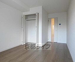 近鉄京都線 桃山御陵前駅 徒歩8分の賃貸アパート 3階1Kのリビング/ダイニング