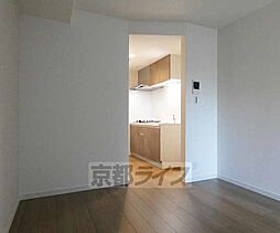 近鉄京都線 桃山御陵前駅 徒歩8分の賃貸アパート 3階1LDKのリビング/ダイニング