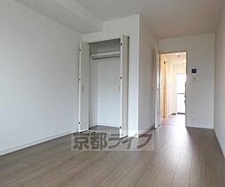 近鉄京都線 桃山御陵前駅 徒歩8分の賃貸アパート 1階1Kのリビング/ダイニング