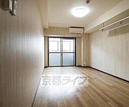 京阪本線 伏見稲荷駅 徒歩8分の賃貸マンション 1階2DKのリビング/ダイニング