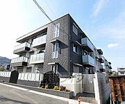 西山天王山駅より徒歩8分 築4年10ヶ月 3階建の賃貸物件