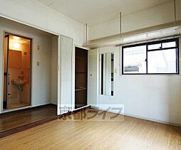 京阪本線 伏見桃山駅 徒歩2分の賃貸マンション 3階1Kのリビング/ダイニング