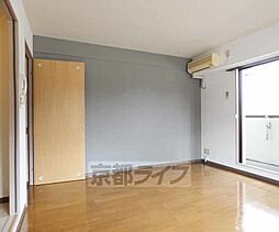 京阪宇治線 六地蔵駅 徒歩1分の賃貸マンション 3階1Kのリビング/ダイニング