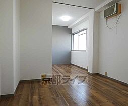 JR東海道・山陽本線 西大路駅 徒歩23分の賃貸マンション 4階ワンルームのリビング/ダイニング