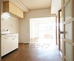 京都市営烏丸線 くいな橋駅 徒歩4分の賃貸マンション 3階3LDKのリビング/ダイニング