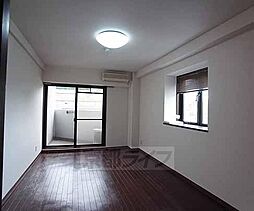 阪急京都本線 桂駅 徒歩32分の賃貸マンション 3階1Kのリビング/ダイニング