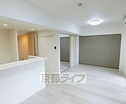 グローリードミール天神 201 2階2LDKのリビング/ダイニング