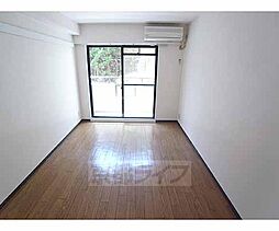 フロイデ東向日 412 4階1Kのリビング/ダイニング