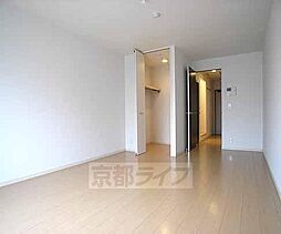 京阪本線 龍谷大前深草駅 徒歩5分の賃貸アパート 2階1Kのリビング/ダイニング