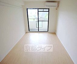 フロイデ東向日 303 3階1Kのリビング/ダイニング