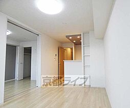 アムール鴨川 102 1階1LDKのリビング/ダイニング