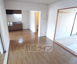 トリヴァンベール桜井 105 2階3LDKのリビング/ダイニング