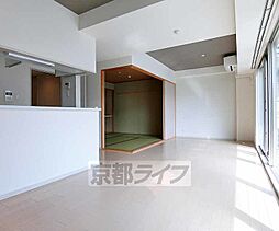 ルミエール・ウエスト 305 3階2LDKのリビング/ダイニング