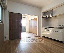 JR東海道・山陽本線 西大路駅 徒歩19分の賃貸マンション 3階1LDKのリビング/ダイニング