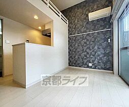 近鉄京都線 上鳥羽口駅 徒歩10分の賃貸アパート 1階1Kのリビング/ダイニング