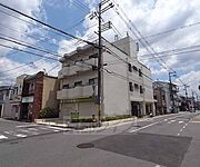 黄檗駅より徒歩1分 2階 築38年の賃貸物件