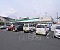 周辺：ファミリーマート伏見中書島店まで133m お車停めれます