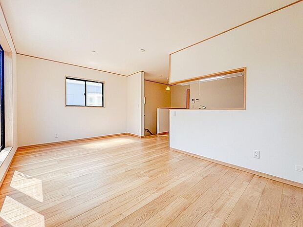 料理や食事、団らんといった生活空間と寝室が分かれている為、来客があっても安心です。