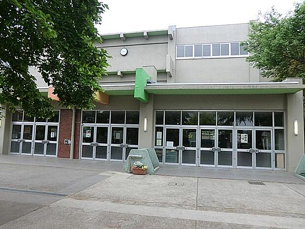 小川保育園 1090m