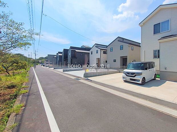 前面道路含む現地 (2025年08月20日撮影)