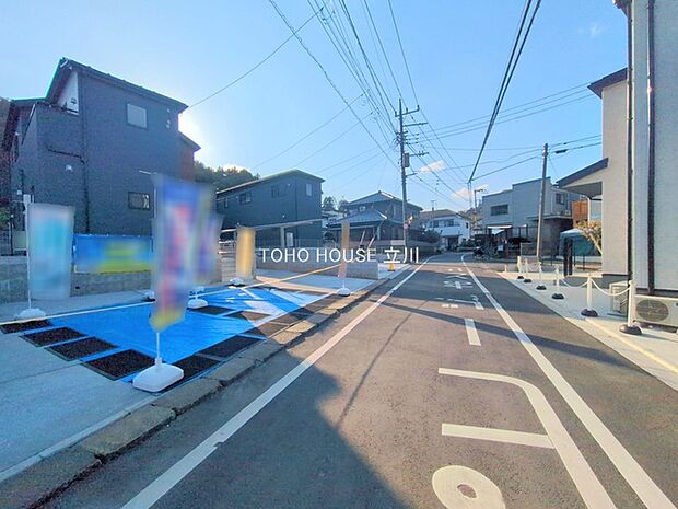 前面道路含む現地 （2025年11月14日撮影）