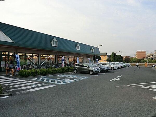 マルエツ武蔵砂川店まで約962m