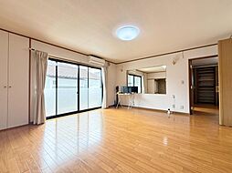 多摩都市モノレール 砂川七番駅 徒歩4分 4LDKのリビング/ダイニング