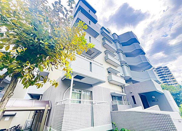 apartment 東京都稲城市長峰３丁目
地図を見る