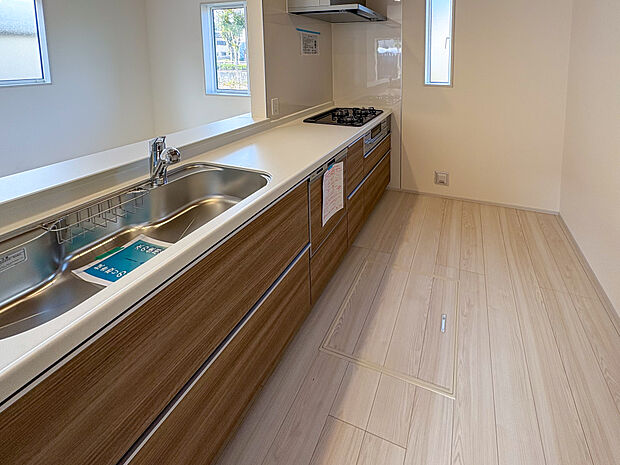 広々としていて作業をするのに良いと思います!