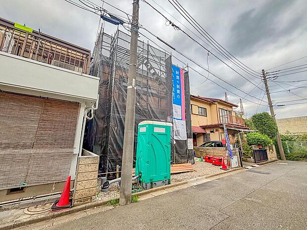 どんな暮らしが始まるのか、想像しながら待つ楽しみ。外観はまだ未完成ですが、その分、期待も高まります。