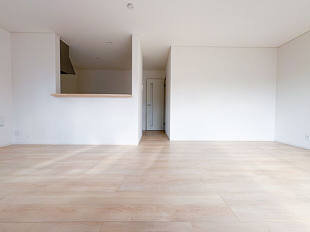 キッチンから近くお子さんの事をキッチンから見れて良いと思います!