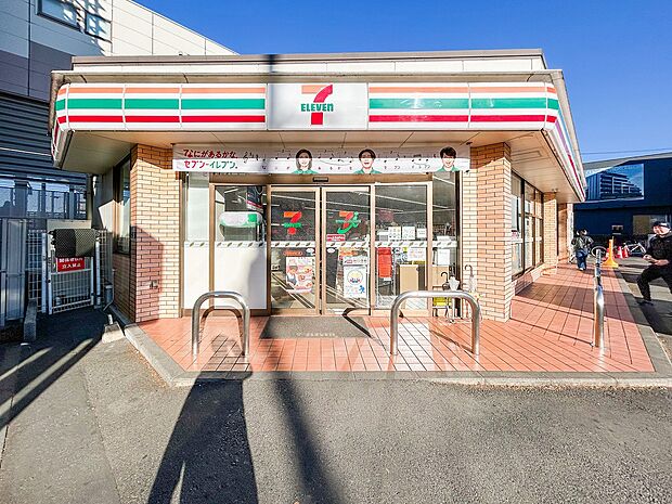 セブンイレブン武蔵野台駅南口店 540m