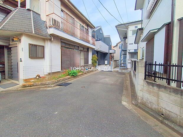 前面道路含む現地 （2025年10月29日撮影）