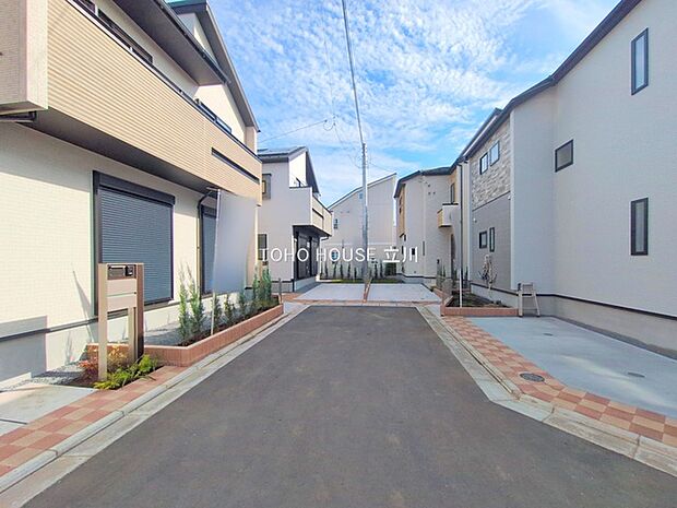 前面道路含む現地 （2025年10月29日撮影）