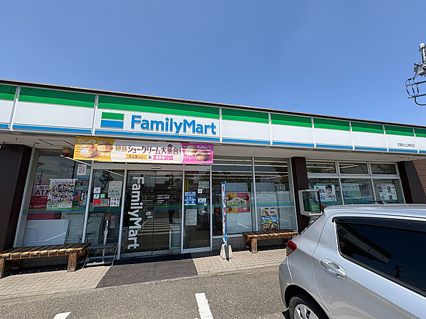 ファミリーマート武蔵村山神明店 300m
