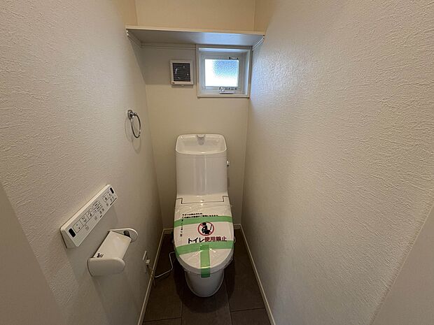 1階2階、トイレ完備