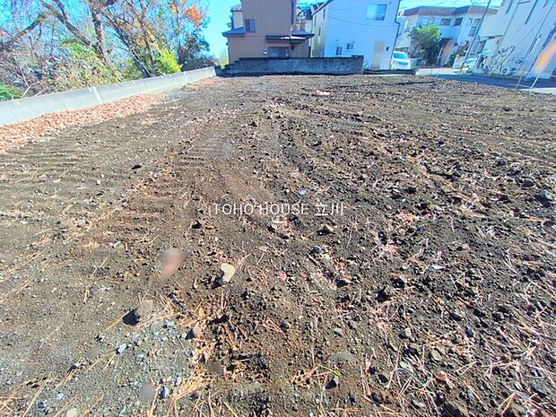 前面道路含む現地 (2026年03月13日撮影)