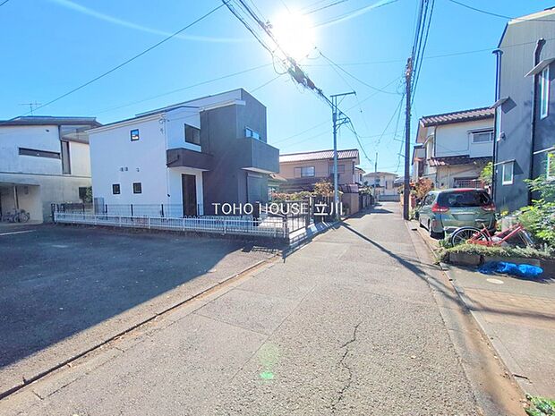 前面道路含む現地 （2025年11月17日撮影）