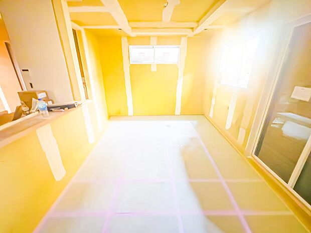 住まいには気付きがあり、住まうごとに様々な角度から違う顔を見せてくれます。新生活は小さな発見の連続です。2025/11/30撮影