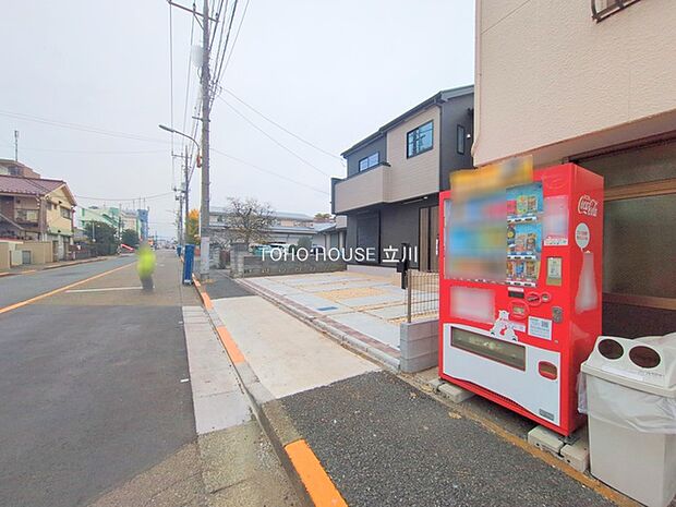 前面道路含む現地 （2025年12月03日撮影）