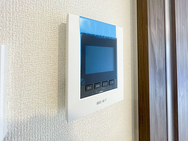 TV付きインターホンで来訪者がわかり防犯面においても便利だと思います。