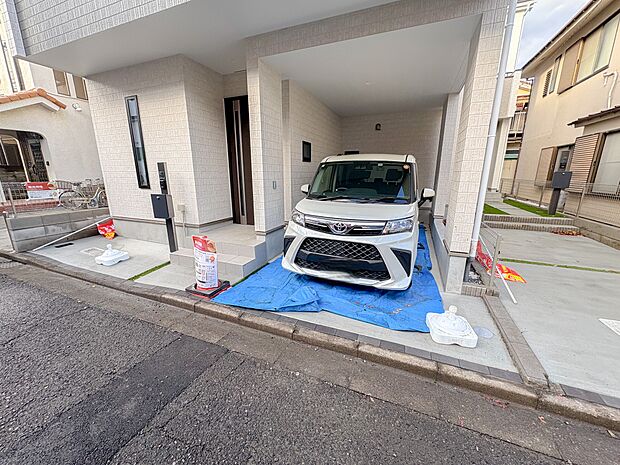 一台駐車可能な駐車場は、自転車やバイクなども駐車可能となります。